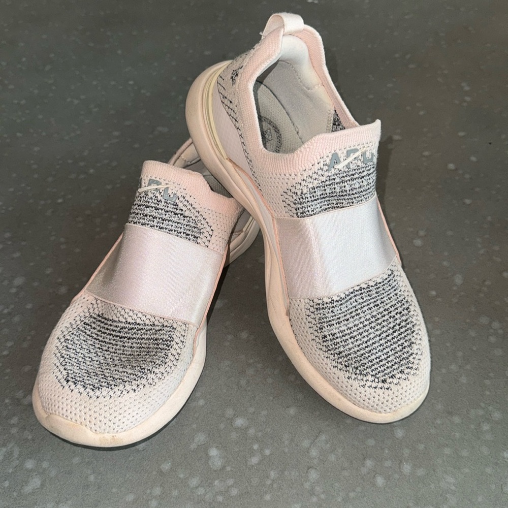 APL Athletic Propulsion Lab blush pink slip on athletic shoes good UC